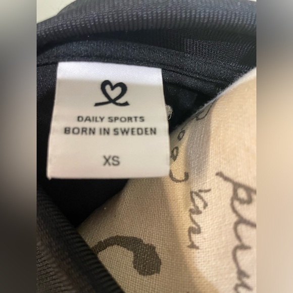 Daily Sports Women's Black Roxa Dress SZ XS EUC - Picture 9 of 11